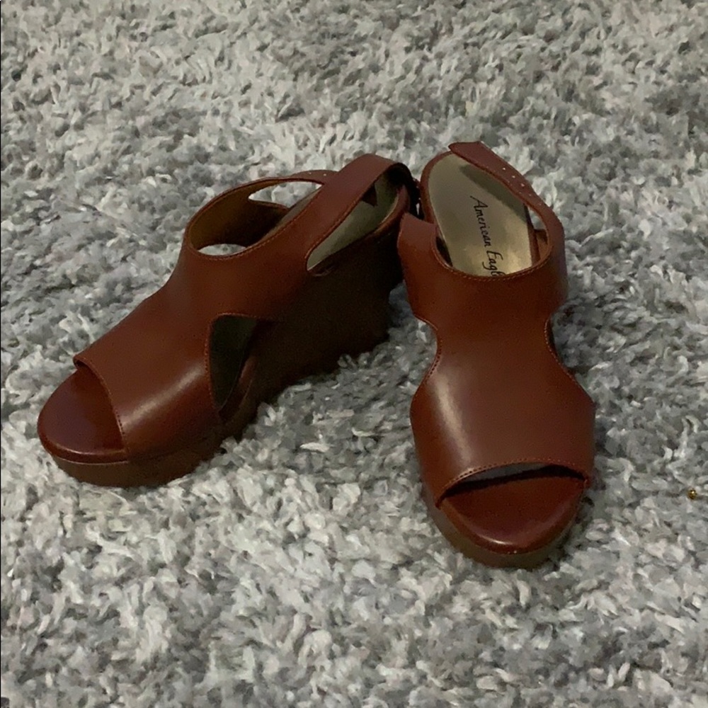 American Eagle Wedges